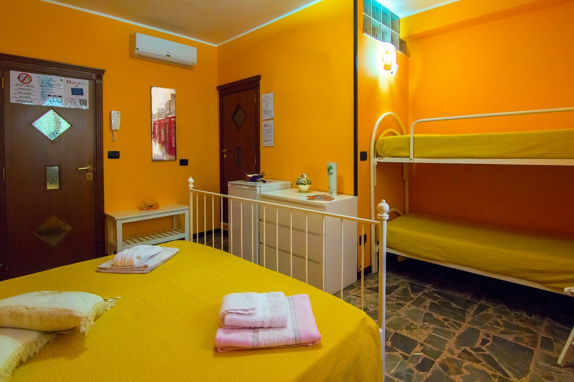 B&B Eraclio Suite Barletta Ngoại thất bức ảnh